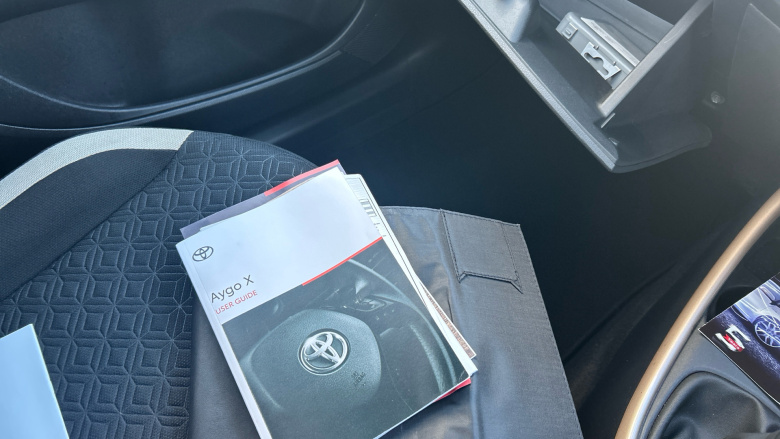 Toyota Aygo X 1.0 VVT-i Edge 5dr [Parking] Petrol Hatchback